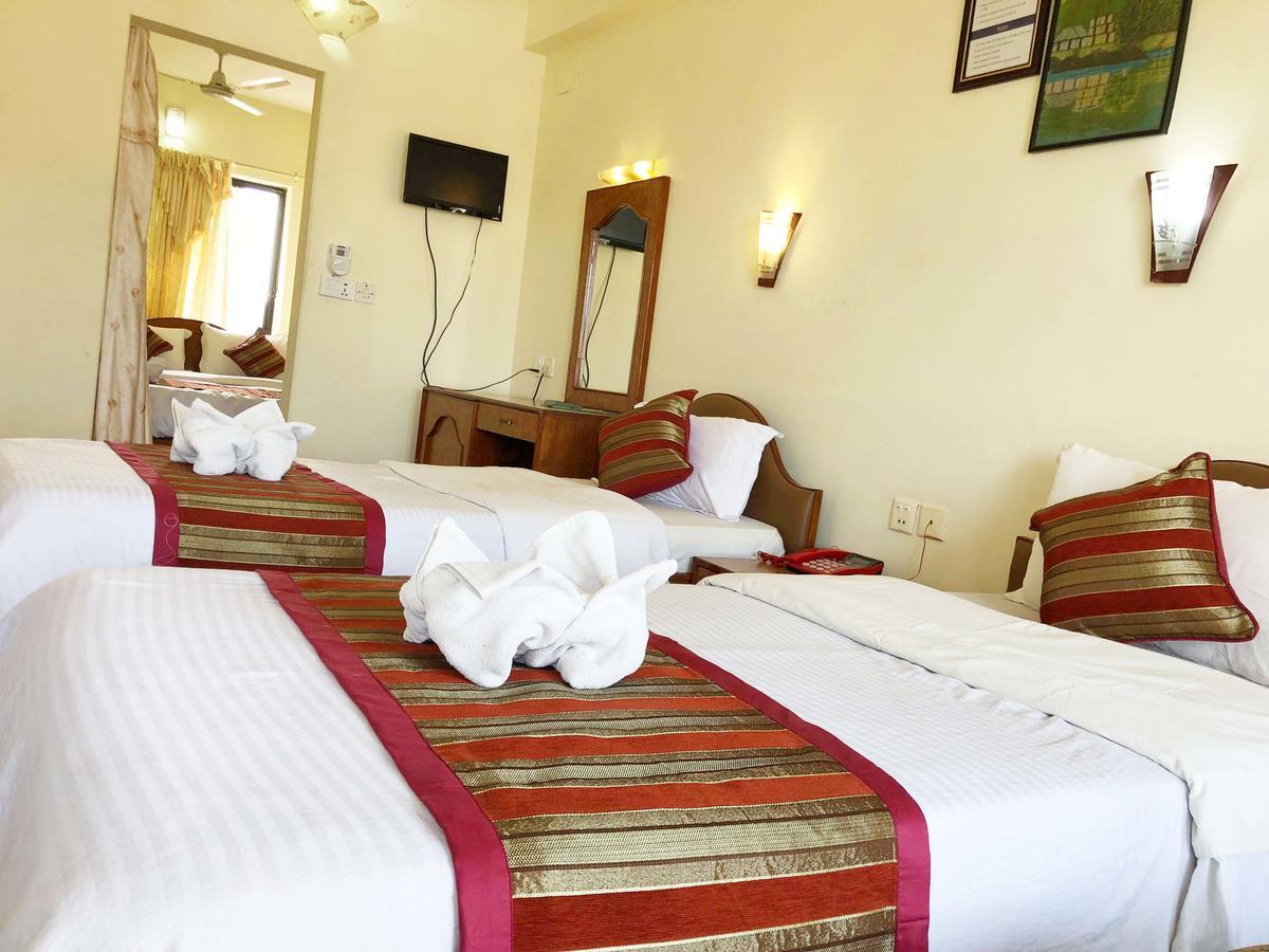 Hotel Grand Holiday Pokhara Exterior photo