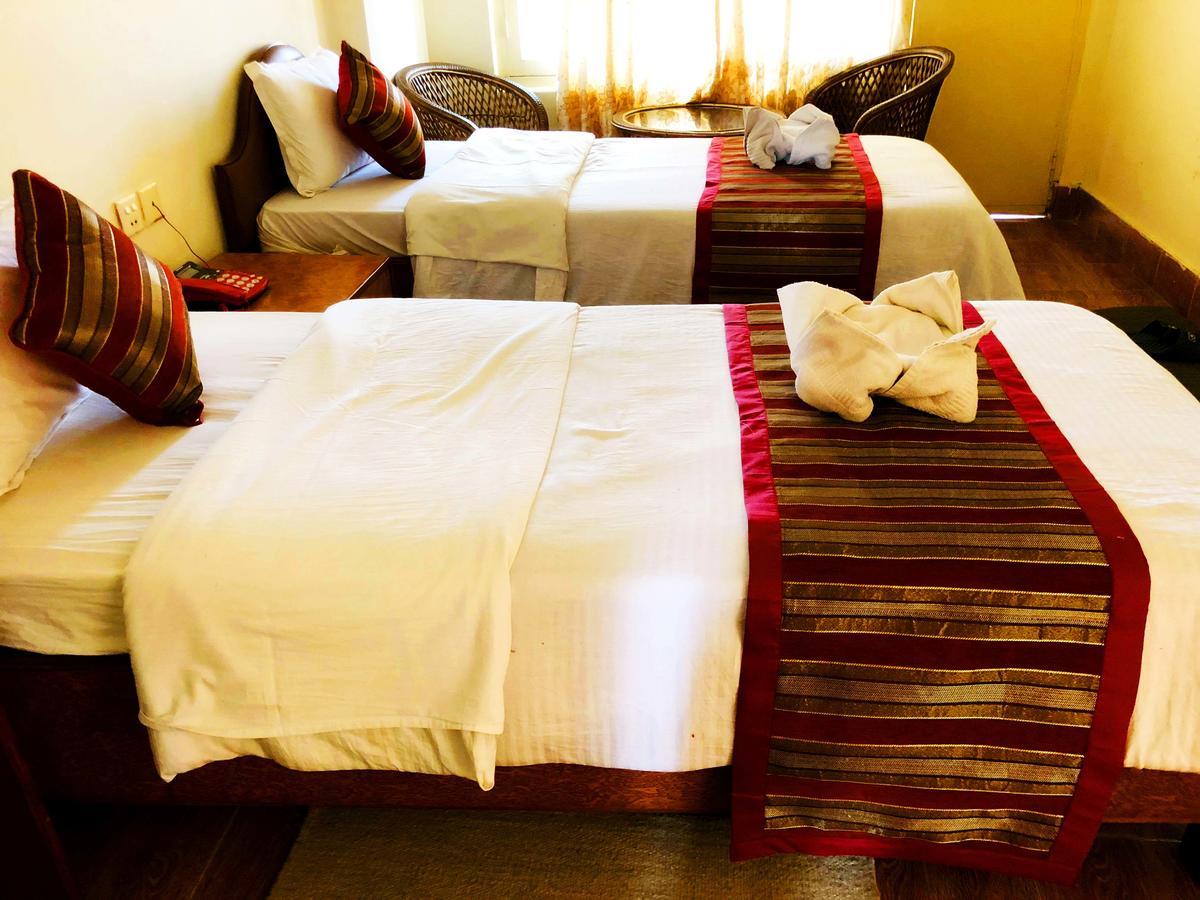 Hotel Grand Holiday Pokhara Exterior photo